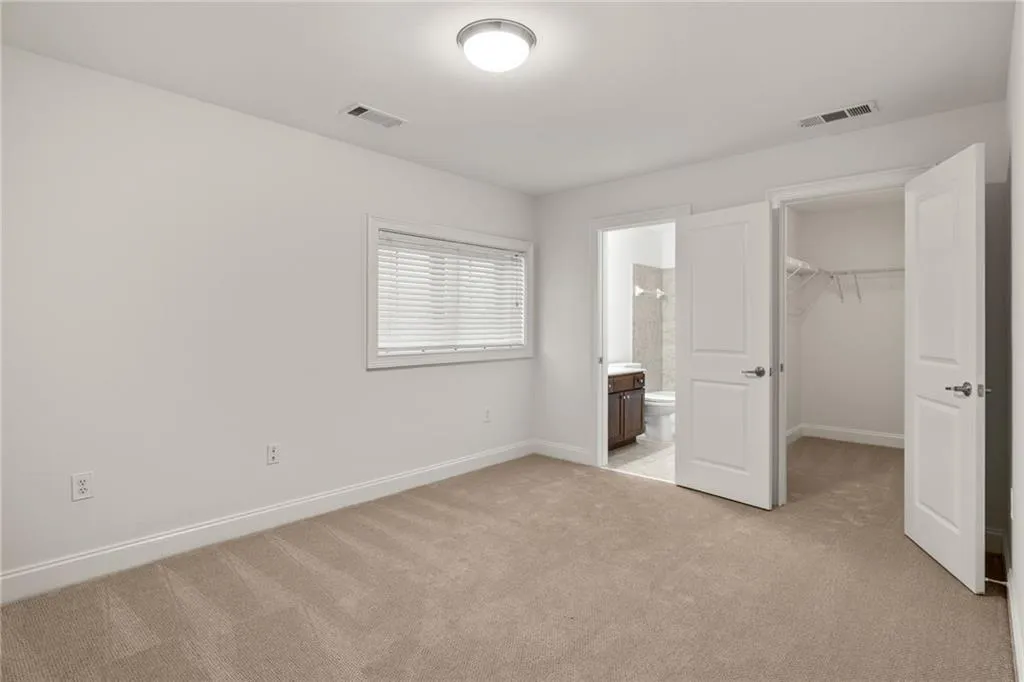 6430 Chariot Street, Atlanta, Georgia 30328, 2 Bedrooms Bedrooms, ,2 BathroomsBathrooms,Residential,Sold,6430 Chariot Street,7673562
