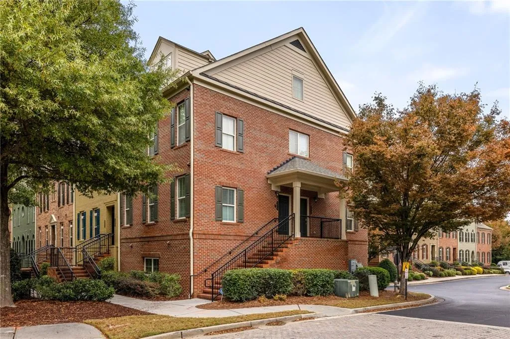 6430 Chariot Street, Atlanta, Georgia 30328, 2 Bedrooms Bedrooms, ,2 BathroomsBathrooms,Residential,Sold,6430 Chariot Street,7673562