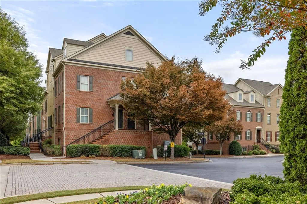 6430 Chariot Street, Atlanta, Georgia 30328, 2 Bedrooms Bedrooms, ,2 BathroomsBathrooms,Residential,Sold,6430 Chariot Street,7673562