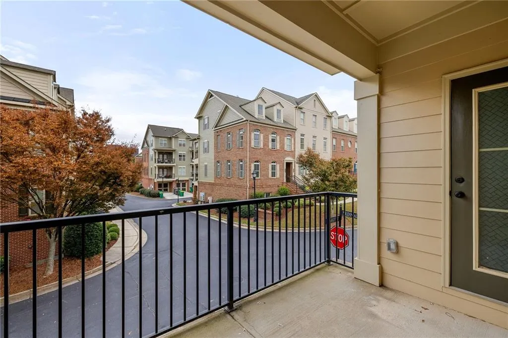 6430 Chariot Street, Atlanta, Georgia 30328, 2 Bedrooms Bedrooms, ,2 BathroomsBathrooms,Residential,Sold,6430 Chariot Street,7673562