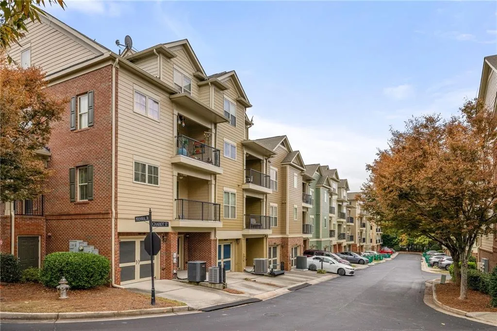 6430 Chariot Street, Atlanta, Georgia 30328, 2 Bedrooms Bedrooms, ,2 BathroomsBathrooms,Residential,Sold,6430 Chariot Street,7673562