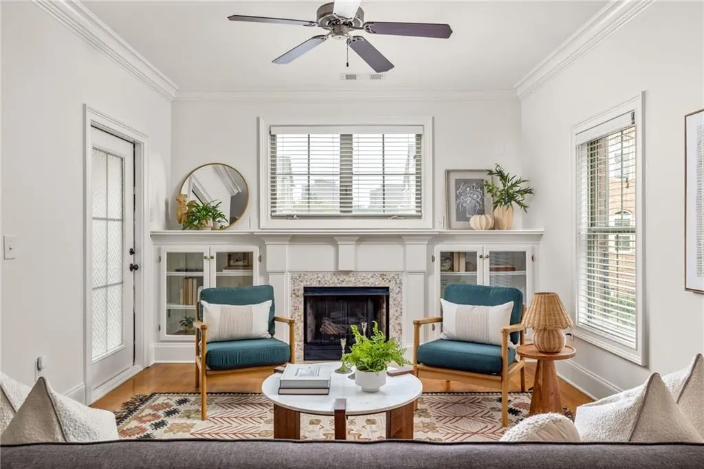 6430 Chariot Street, Atlanta, Georgia 30328, 2 Bedrooms Bedrooms, ,2 BathroomsBathrooms,Residential,Sold,6430 Chariot Street,7673562