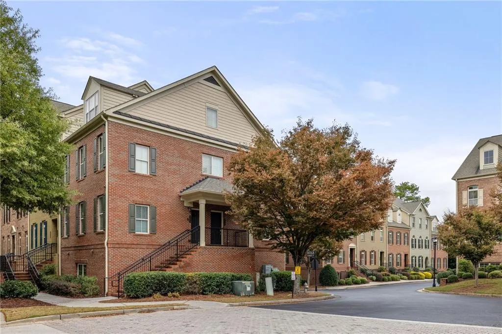 6430 Chariot Street, Atlanta, Georgia 30328, 2 Bedrooms Bedrooms, ,2 BathroomsBathrooms,Residential,For Sale,6430 Chariot Street,7673562