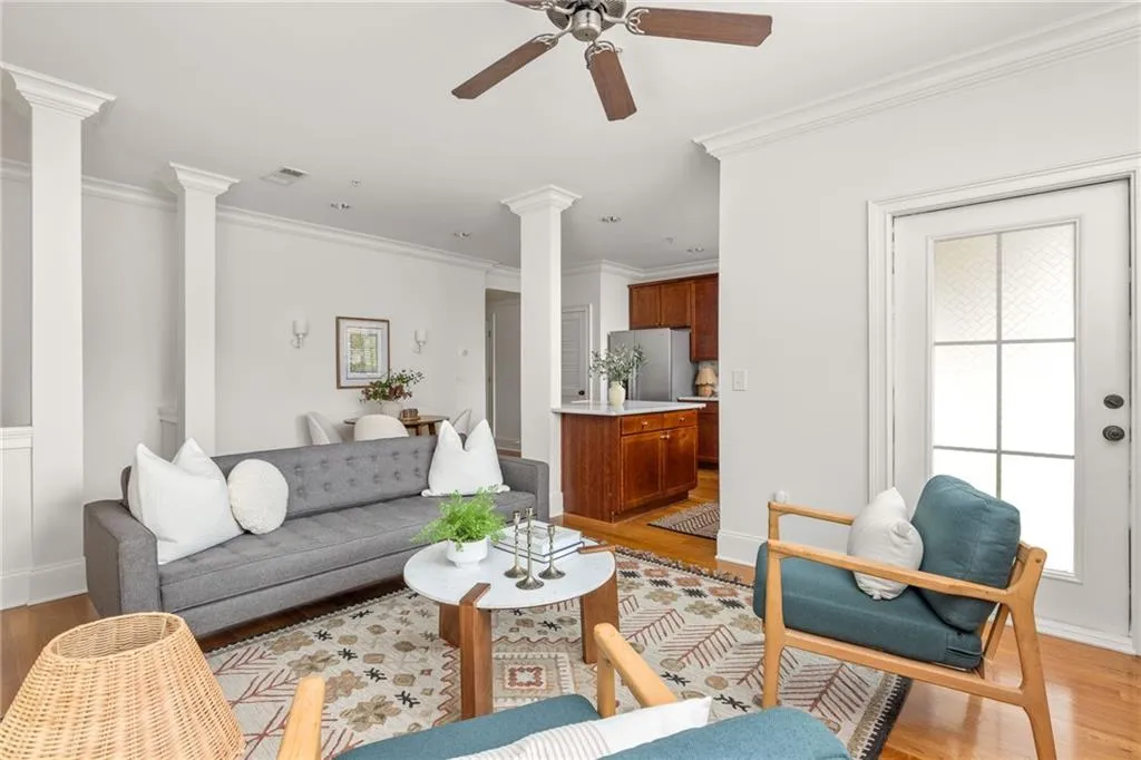 6430 Chariot Street, Atlanta, Georgia 30328, 2 Bedrooms Bedrooms, ,2 BathroomsBathrooms,Residential,Sold,6430 Chariot Street,7673562