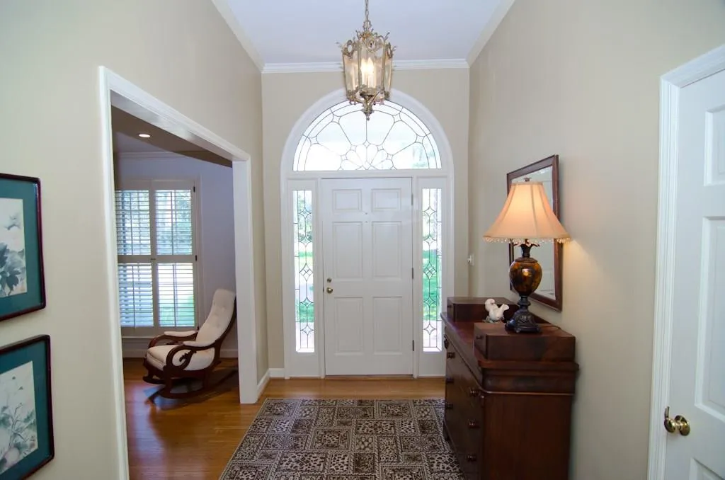 481 King Road Nw, Atlanta, Georgia 30342, 6 Bedrooms Bedrooms, ,4 BathroomsBathrooms,Residential,Sold,481 King Road Nw,5649642