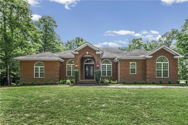 WELCOME to 180 Cothran Road.  NO HOA!