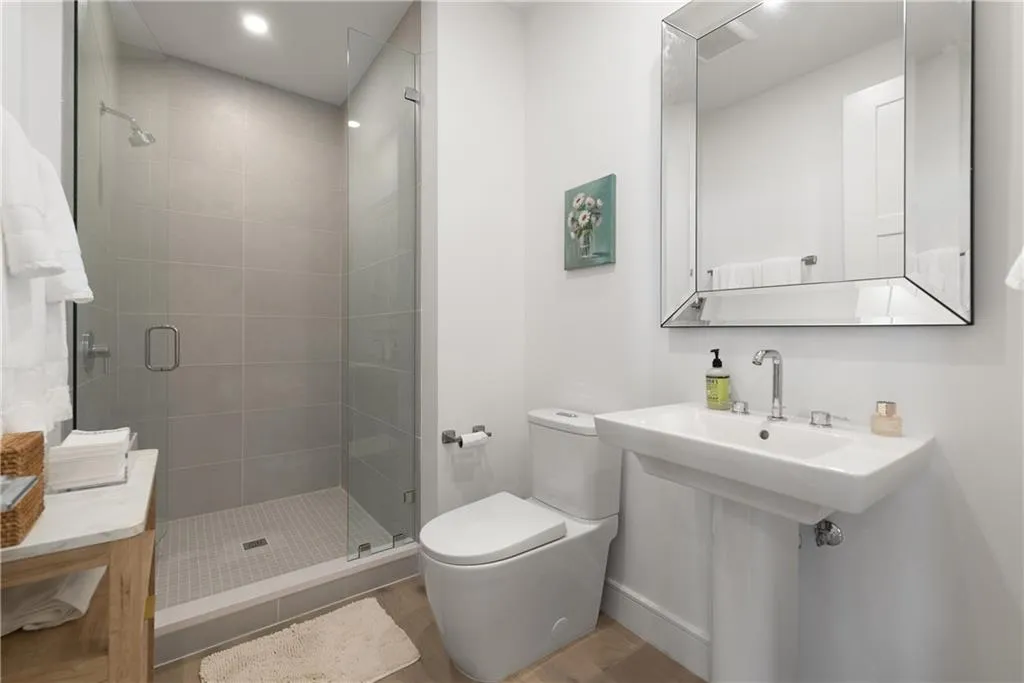 2425 Peachtree Road Ne Unit 902, Atlanta, Georgia 30305, 2 Bedrooms Bedrooms, ,3 BathroomsBathrooms,Residential,For Sale,2425 Peachtree Road Ne Unit 902,7666794