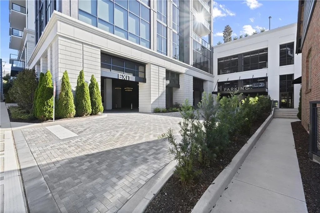 2425 Peachtree Road Ne Unit 902, Atlanta, Georgia 30305, 2 Bedrooms Bedrooms, ,3 BathroomsBathrooms,Residential,For Sale,2425 Peachtree Road Ne Unit 902,7666794