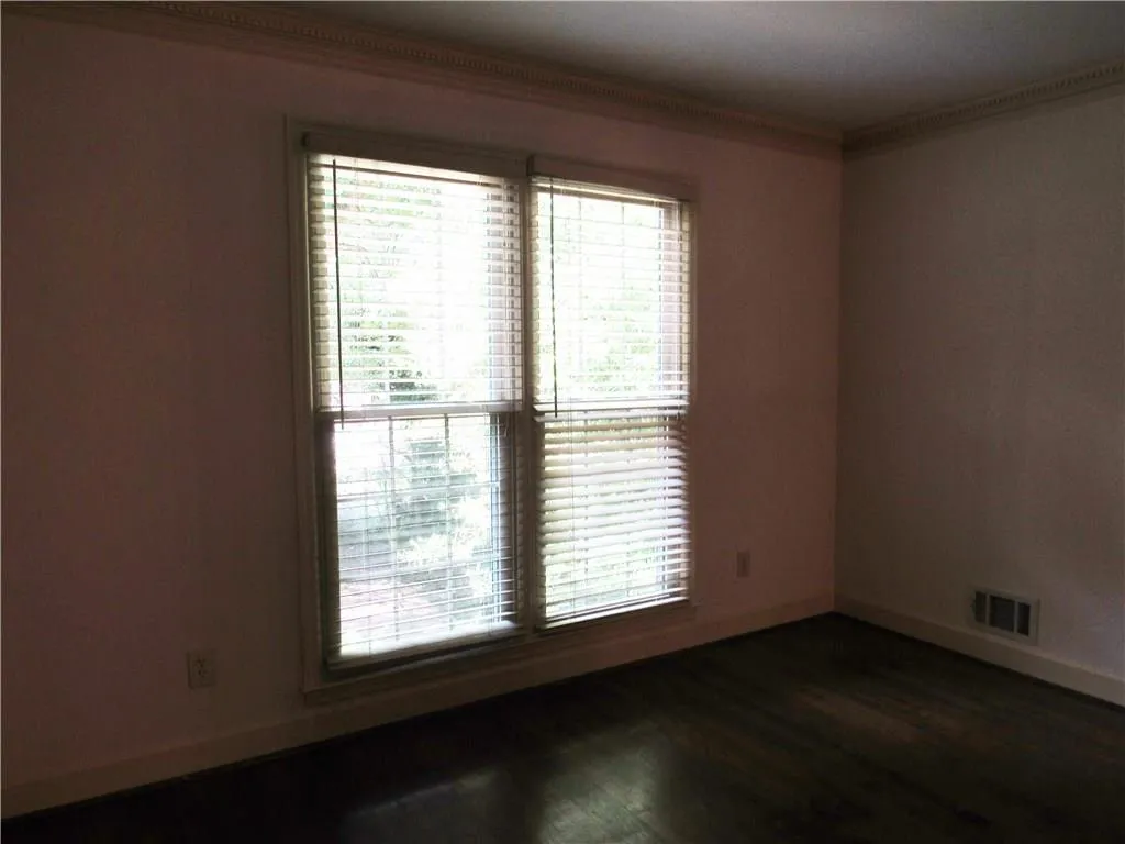 8025 River Circle, Sandy Springs, Georgia 30350, 4 Bedrooms Bedrooms, ,2 BathroomsBathrooms,Residential,Sold,8025 River Circle,5743619