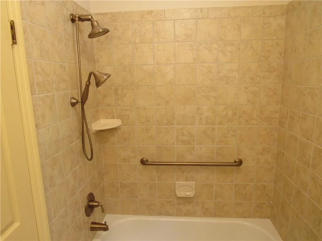 8025 River Circle, Sandy Springs, Georgia 30350, 4 Bedrooms Bedrooms, ,2 BathroomsBathrooms,Residential,Sold,8025 River Circle,5743619