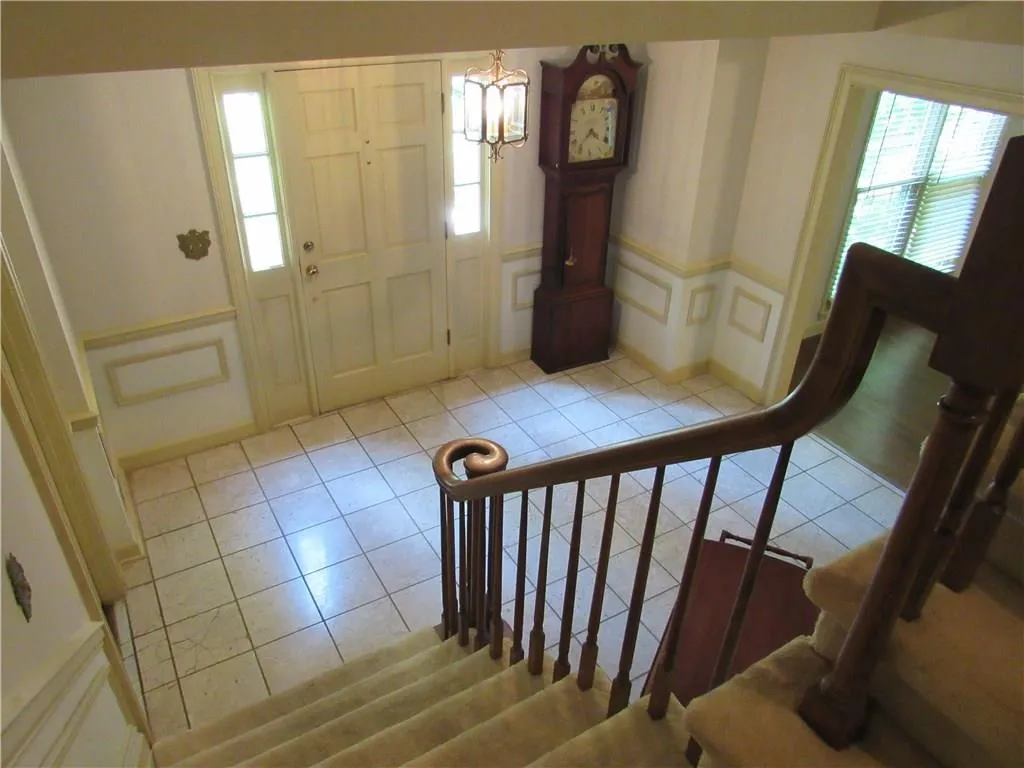 8025 River Circle, Sandy Springs, Georgia 30350, 4 Bedrooms Bedrooms, ,2 BathroomsBathrooms,Residential,Sold,8025 River Circle,5743619