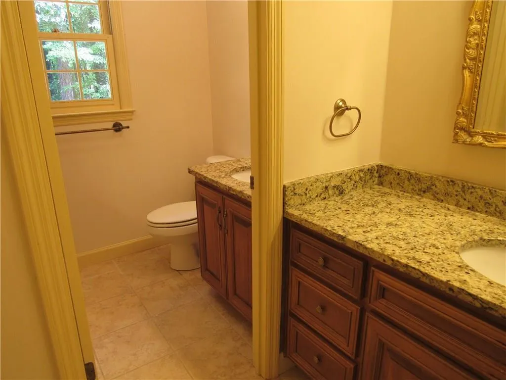 8025 River Circle, Sandy Springs, Georgia 30350, 4 Bedrooms Bedrooms, ,2 BathroomsBathrooms,Residential,Sold,8025 River Circle,5743619