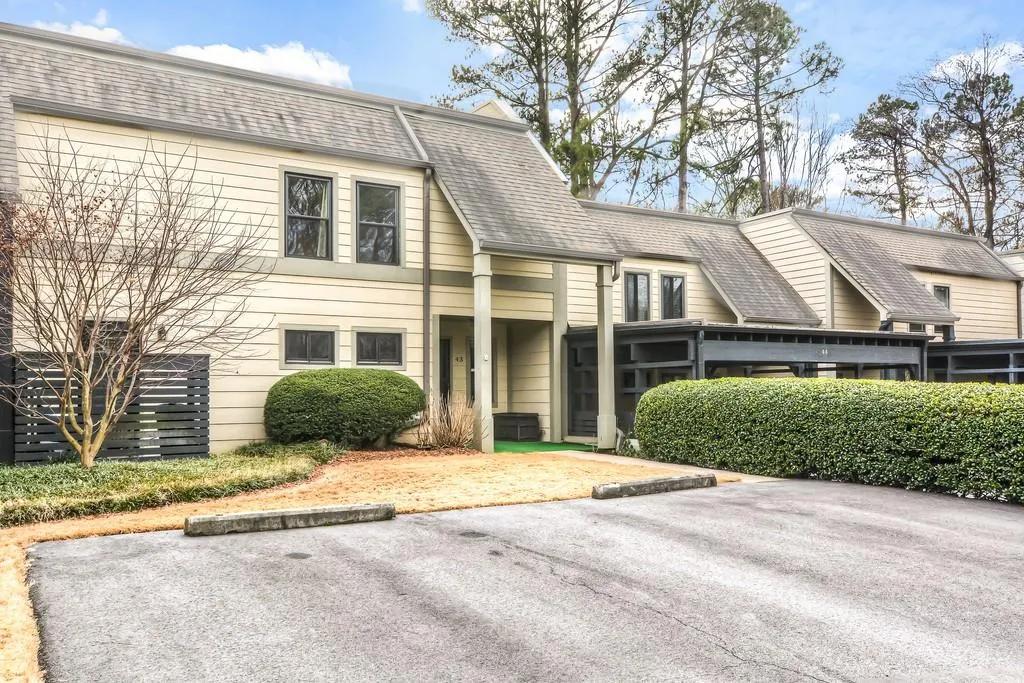 43 Forrest Place, Sandy Springs, Georgia 30328, 3 Bedrooms Bedrooms, ,2 BathroomsBathrooms,Residential,Sold,43 Forrest Place,6501989