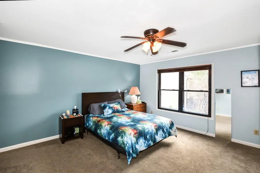 43 Forrest Place, Sandy Springs, Georgia 30328, 3 Bedrooms Bedrooms, ,2 BathroomsBathrooms,Residential,Sold,43 Forrest Place,6501989