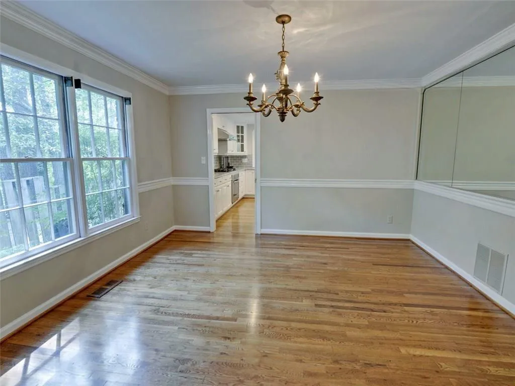 885 Edgewater Trail Nw, Sandy Springs, Georgia 30328, 3 Bedrooms Bedrooms, ,2 BathroomsBathrooms,Residential,Sold,885 Edgewater Trail Nw,5728477