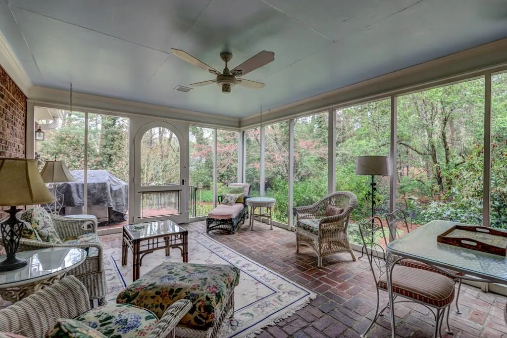 6170 Weatherly Drive, Atlanta, Georgia 30328, 4 Bedrooms Bedrooms, ,4 BathroomsBathrooms,Residential,Sold,6170 Weatherly Drive,5827883