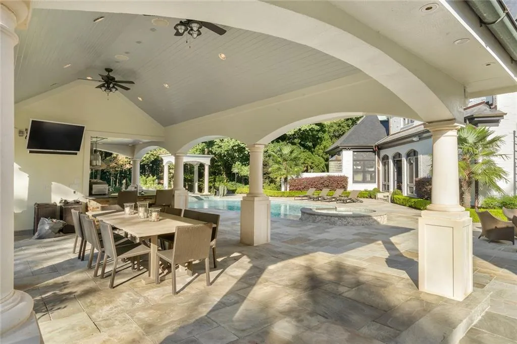 40 Cates Ridge Road, Atlanta, Georgia 30327, 6 Bedrooms Bedrooms, ,8 BathroomsBathrooms,Residential,Sold,40 Cates Ridge Road,6660804