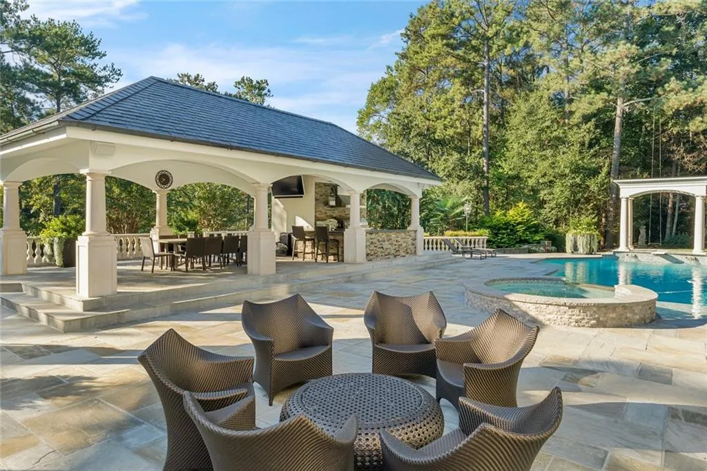 40 Cates Ridge Road, Atlanta, Georgia 30327, 6 Bedrooms Bedrooms, ,8 BathroomsBathrooms,Residential,Sold,40 Cates Ridge Road,6660804