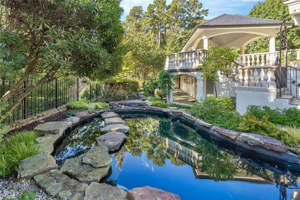 40 Cates Ridge Road, Atlanta, Georgia 30327, 6 Bedrooms Bedrooms, ,8 BathroomsBathrooms,Residential,Sold,40 Cates Ridge Road,6660804