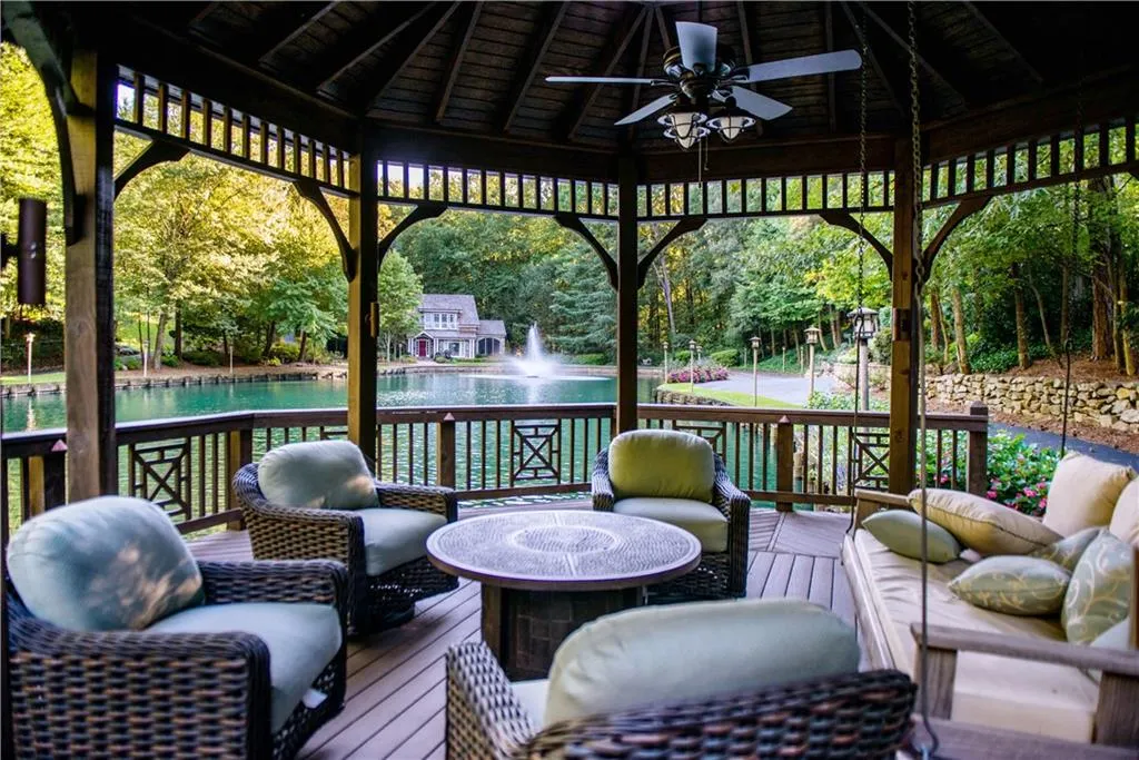 40 Cates Ridge Road, Atlanta, Georgia 30327, 6 Bedrooms Bedrooms, ,8 BathroomsBathrooms,Residential,Sold,40 Cates Ridge Road,6660804