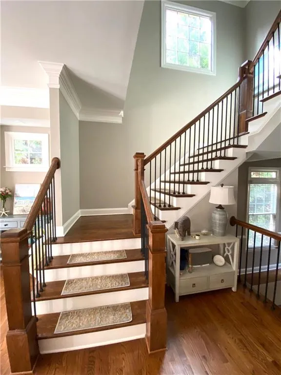 5441 Battery Lane Unit 23, Atlanta, Georgia 30342, 3 Bedrooms Bedrooms, ,2 BathroomsBathrooms,Residential,Sold,5441 Battery Lane Unit 23,6715075