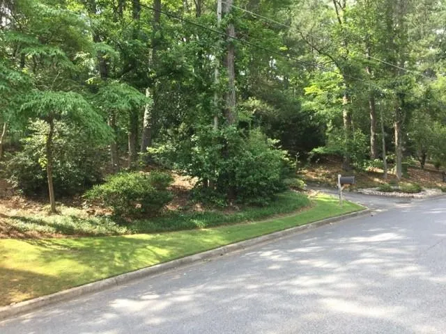 6360 Colewood Court, Sandy Springs, Georgia 30328, 3 Bedrooms Bedrooms, ,2 BathroomsBathrooms,Residential,Sold,6360 Colewood Court,5857394