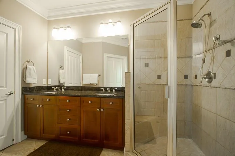 5590 Glenridge Park Unit 1206, Atlanta, Georgia 30342, 2 Bedrooms Bedrooms, ,2 BathroomsBathrooms,Residential,Sold,5590 Glenridge Park Unit 1206,5936650