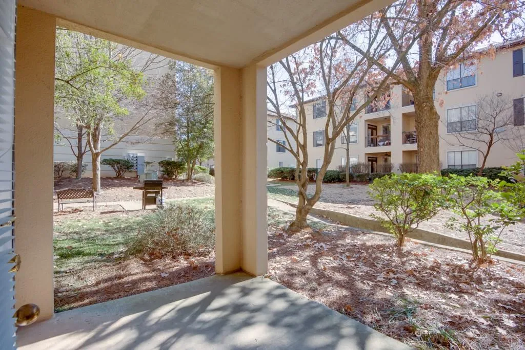 3777 Peachtree Road Ne Unit 1007, Brookhaven, Georgia 30319, 2 Bedrooms Bedrooms, 0 ,2 BathroomsBathrooms,Residential,For Sale,3777 Peachtree Road Ne Unit 1007,7721953