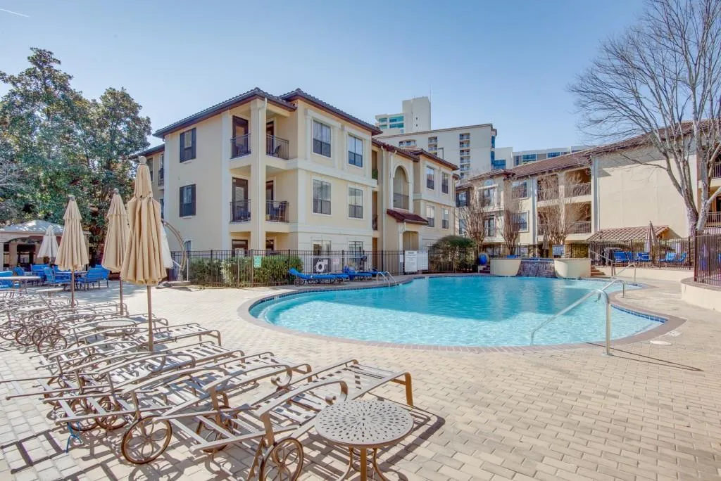 3777 Peachtree Road Ne Unit 1007, Brookhaven, Georgia 30319, 2 Bedrooms Bedrooms, 0 ,2 BathroomsBathrooms,Residential,For Sale,3777 Peachtree Road Ne Unit 1007,7721953