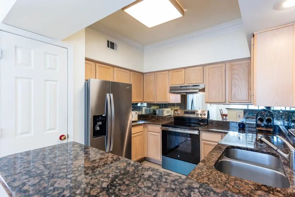 3777 Peachtree Road Ne Unit 1007, Brookhaven, Georgia 30319, 2 Bedrooms Bedrooms, 0 ,2 BathroomsBathrooms,Residential,For Sale,3777 Peachtree Road Ne Unit 1007,7721953
