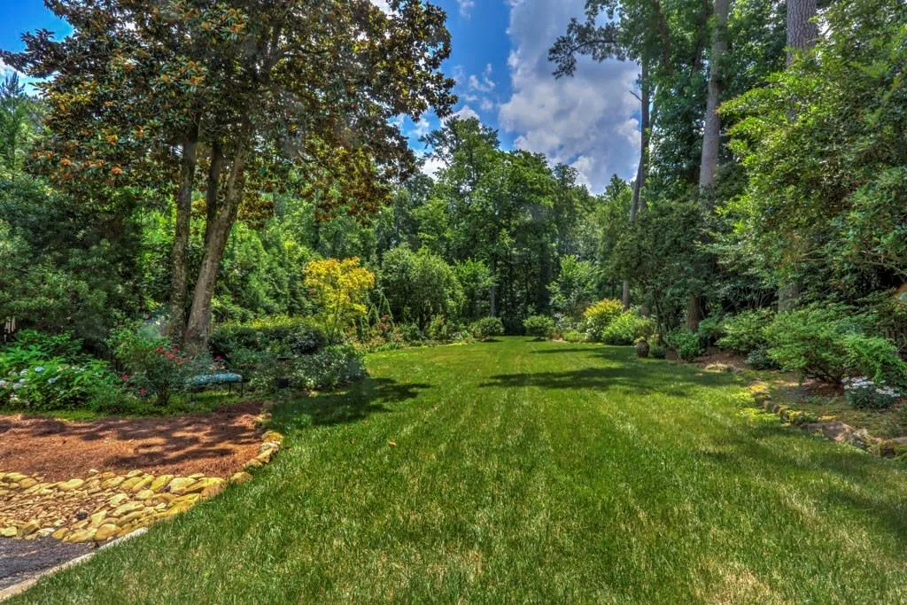 3329 Habersham Road Nw, Atlanta, Georgia 30305, 4 Bedrooms Bedrooms, ,3 BathroomsBathrooms,Residential,Sold,3329 Habersham Road Nw,6030600