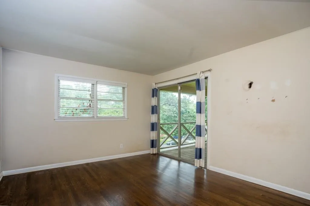 6885 Sunny Brook Lane, Atlanta, Georgia 30328, 4 Bedrooms Bedrooms, ,2 BathroomsBathrooms,Residential,Sold,6885 Sunny Brook Lane,6919046