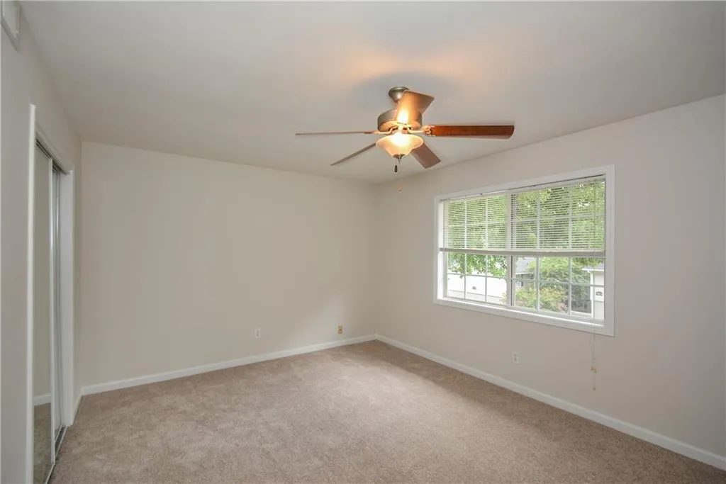 6940 Roswell Road Unit 15f, Sandy Springs, Georgia 30328, 2 Bedrooms Bedrooms, ,1 BathroomBathrooms,Residential,Sold,6940 Roswell Road Unit 15f,6588440