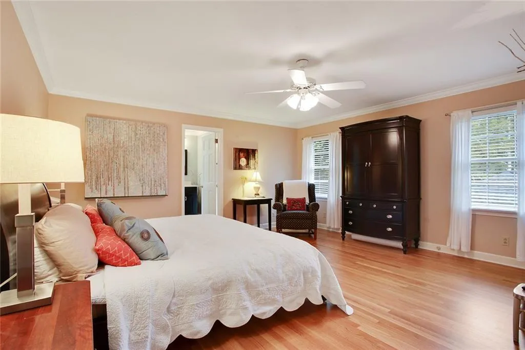 5745 Riverwood Drive Nw, Sandy Springs, Georgia 30328, 4 Bedrooms Bedrooms, ,4 BathroomsBathrooms,Residential,Sold,5745 Riverwood Drive Nw,5793127