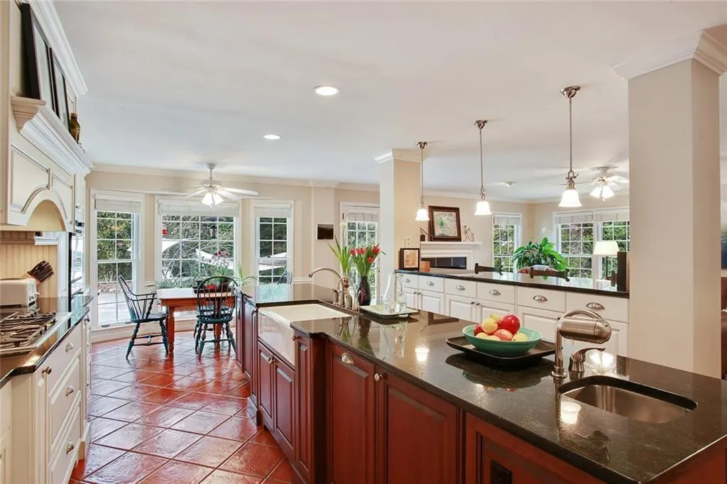 5745 Riverwood Drive Nw, Sandy Springs, Georgia 30328, 4 Bedrooms Bedrooms, ,4 BathroomsBathrooms,Residential,Sold,5745 Riverwood Drive Nw,5793127