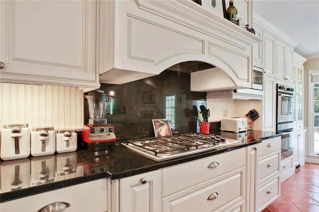 5745 Riverwood Drive Nw, Sandy Springs, Georgia 30328, 4 Bedrooms Bedrooms, ,4 BathroomsBathrooms,Residential,Sold,5745 Riverwood Drive Nw,5793127