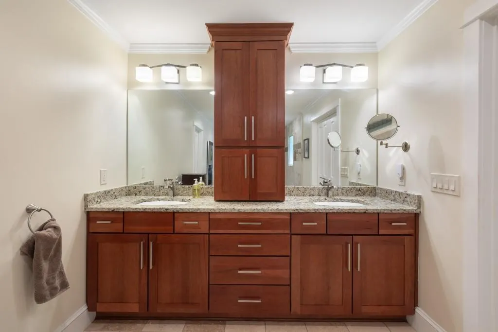 7620 Nesbit Ferry Road, Sandy Springs, Georgia 30350, 4 Bedrooms Bedrooms, ,4 BathroomsBathrooms,Residential,Sold,7620 Nesbit Ferry Road,6908871