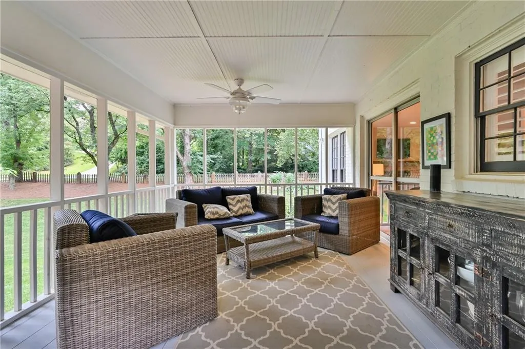 5975 Riverwood Drive, Atlanta, Georgia 30328, 5 Bedrooms Bedrooms, ,3 BathroomsBathrooms,Residential,Sold,5975 Riverwood Drive,6745634