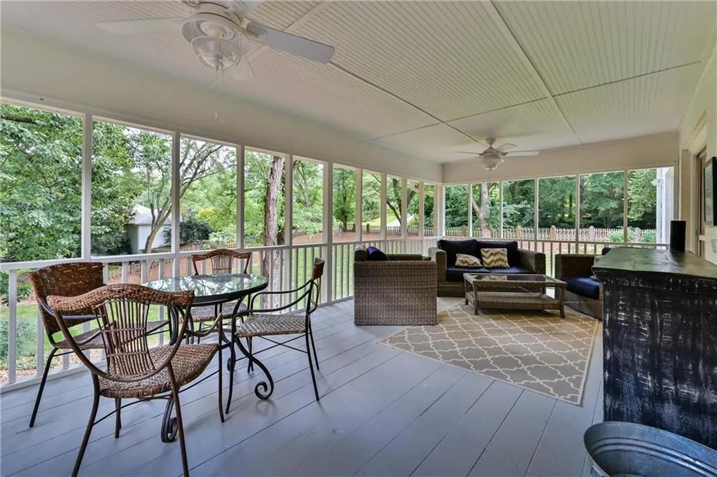 5975 Riverwood Drive, Atlanta, Georgia 30328, 5 Bedrooms Bedrooms, ,3 BathroomsBathrooms,Residential,Sold,5975 Riverwood Drive,6745634