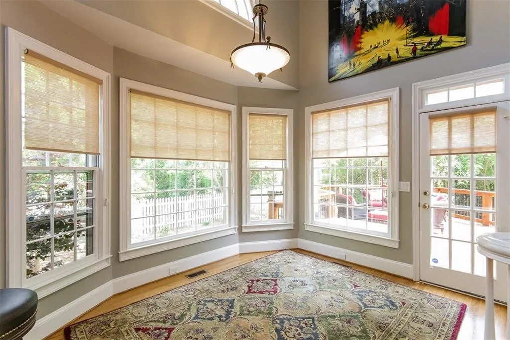 600 Avignon Court, Sandy Springs, Georgia 30350, 4 Bedrooms Bedrooms, ,3 BathroomsBathrooms,Residential,Sold,600 Avignon Court,5681051