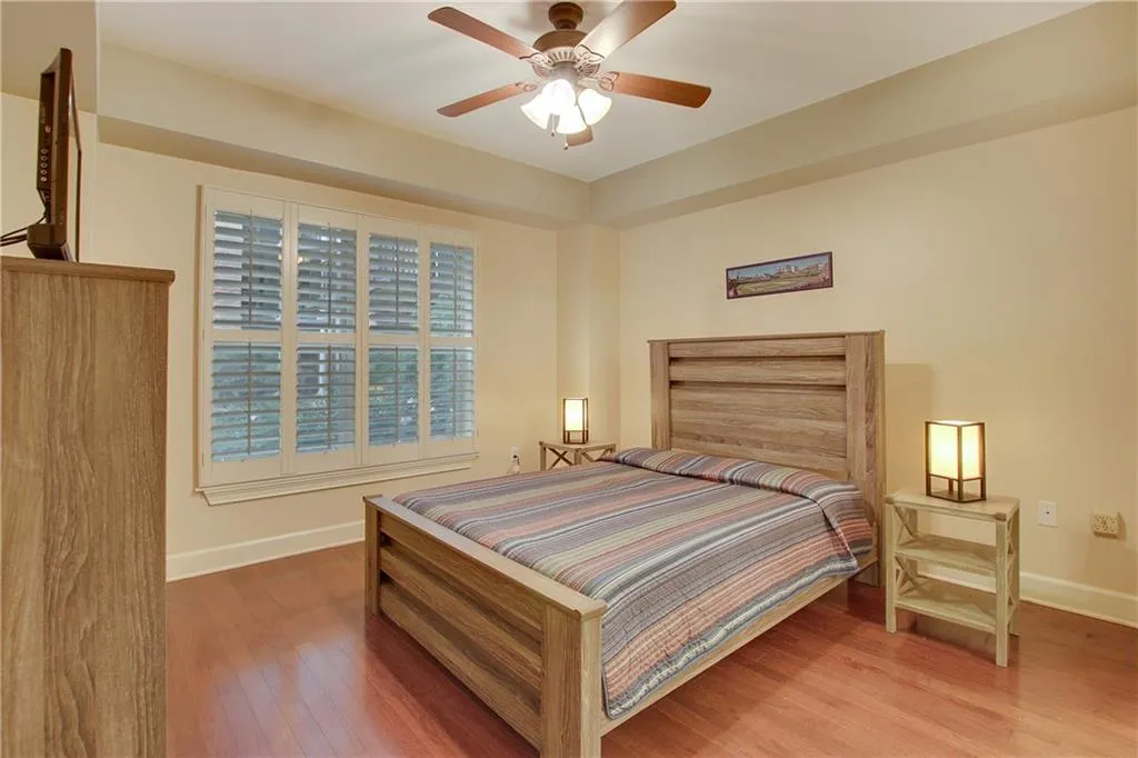 200 River Vista Drive Unit 111, Atlanta, Georgia 30339, 2 Bedrooms Bedrooms, ,2 BathroomsBathrooms,Residential,Sold,200 River Vista Drive Unit 111,6792225