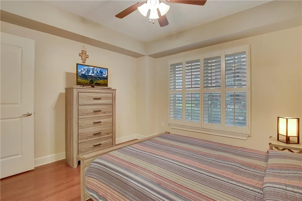 200 River Vista Drive Unit 111, Atlanta, Georgia 30339, 2 Bedrooms Bedrooms, ,2 BathroomsBathrooms,Residential,Sold,200 River Vista Drive Unit 111,6792225
