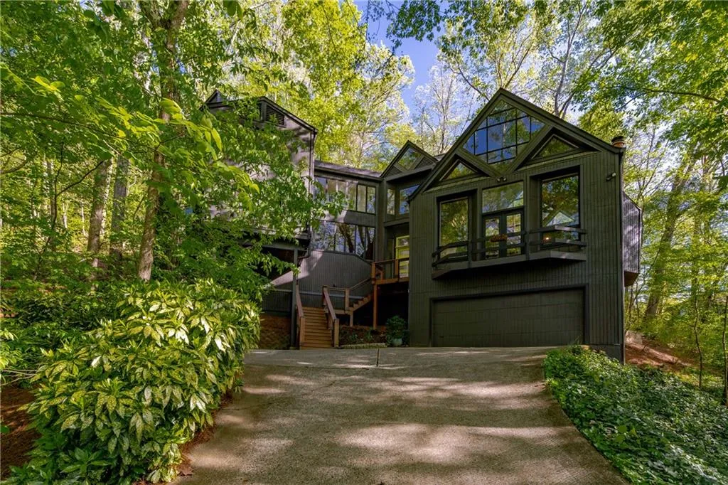 365 Ferry Landing, Atlanta, Georgia 30328, 4 Bedrooms Bedrooms, ,4 BathroomsBathrooms,Residential,Sold,365 Ferry Landing,7034753