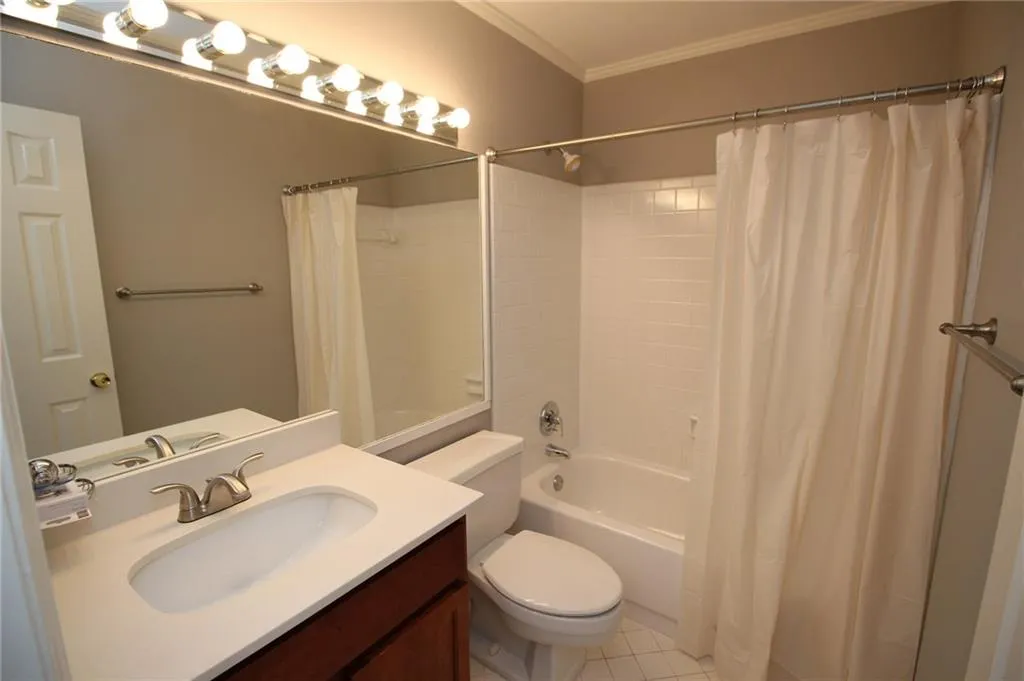 804 Brandywine Circle, Atlanta, Georgia 30350, 3 Bedrooms Bedrooms, ,2 BathroomsBathrooms,Residential,Sold,804 Brandywine Circle,5766000