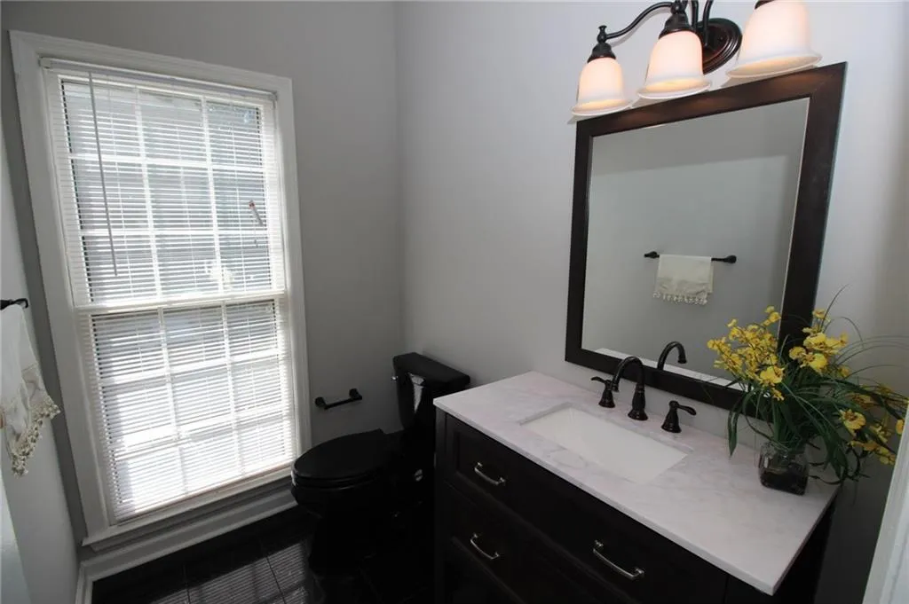 804 Brandywine Circle, Atlanta, Georgia 30350, 3 Bedrooms Bedrooms, ,2 BathroomsBathrooms,Residential,Sold,804 Brandywine Circle,5766000