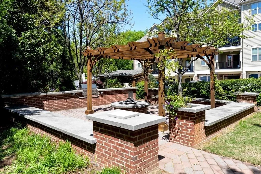 189 Le Gran Court, Atlanta, Georgia 30328, 2 Bedrooms Bedrooms, ,2 BathroomsBathrooms,Residential,Sold,189 Le Gran Court,5998296