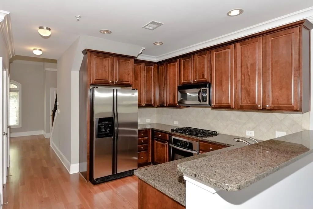 189 Le Gran Court, Atlanta, Georgia 30328, 2 Bedrooms Bedrooms, ,2 BathroomsBathrooms,Residential,Sold,189 Le Gran Court,5998296