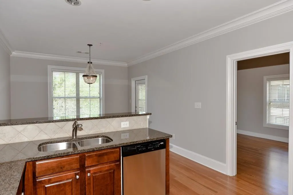 189 Le Gran Court, Atlanta, Georgia 30328, 2 Bedrooms Bedrooms, ,2 BathroomsBathrooms,Residential,Sold,189 Le Gran Court,5998296