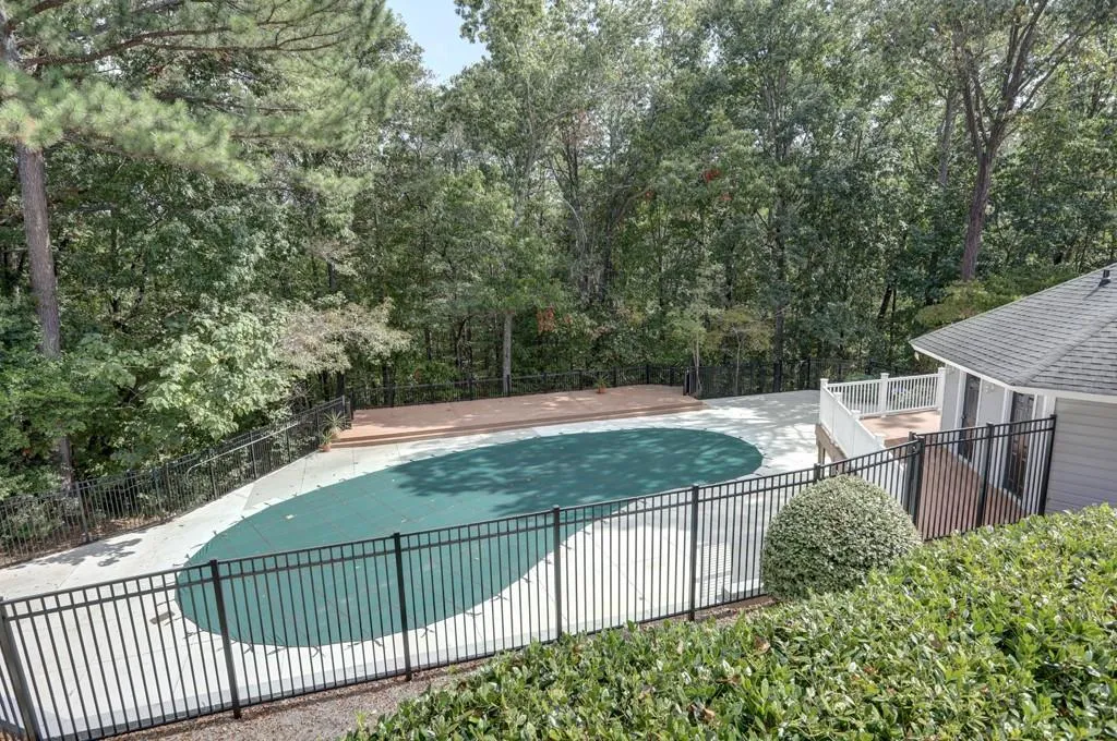 706 Vicksburg Place, Sandy Springs, Georgia 30350, 3 Bedrooms Bedrooms, ,2 BathroomsBathrooms,Residential,Sold,706 Vicksburg Place,6624709
