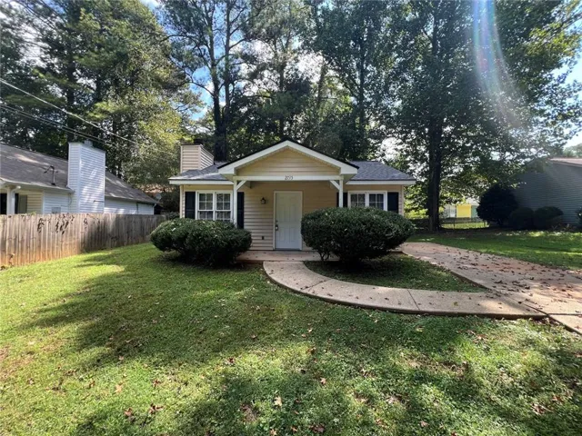 2735 Fairlane Drive, Cumming, Georgia 30041